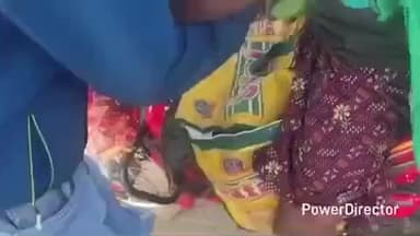 ଡାବୁଗାଁ: ପାଳପୂରରେ ବାଇକରେ ମଦ ନେଉଥିବା ବେଳେ ବ୍ୟାବସାୟୀଙ୍କୁ ଧରି ତାଗିଦ କଲେ ଗାଁ ଯୁବକ