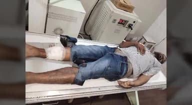 વઢવાણ: લખતરમાં થયેલ મફતીયાપરામાં મારામારીના ઈજાગ્રસ્તને સુરેન્દ્રનગર મેડિકલ હોસ્પિટલ ખાતે લાવવામાં આવ્યા