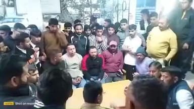 चम्पावत: हिंदूवादी संगठन के लोगों ने चंपावत कोतवाली का किया घेराव, विशेष समुदाय से जुड़ा मामला, आरोपी पर कड़ी कार्रवाई की मांग