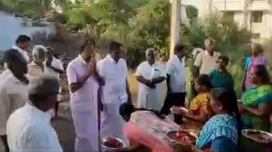 பரமத்தி வேலூர்: கரிச்சிபாளையத்தில் ரூ.17 இலட்சம் மதிப்பீட்டில் அமைக்கப்பட்ட குடிநீர் தொட்டியை முன்னாள் அமைச்சர் தங்கமணி திறந்து வைத்தார்