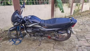 घोड़ासहन: घोड़ासहन पुलिस ने चोरी की दो मोटरसाइकिल के साथ चार चोरों को किया गिरफ्तार