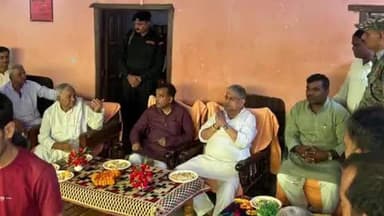 अस्थावां: केंद्रीय मंत्री राजीव रंजन उर्फ ललन सिंह ने अस्थावां के कई गांवों में किया जनसंपर्क, एनडीए के लिए वोट मांगे