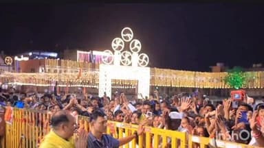 सीहोर नगर: कुबेरेश्वर धाम पर हरिहर मिलन की तैयारियां पूरी, हजारों श्रद्धालु पहुंचे, रंगीन रोशनी से जगमगा उठा धाम