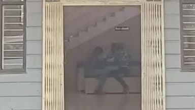 हरदा: ग्रामीण क्षेत्र में किसानों से जानकारी लेने वाले दो एजेंट ग्रामीणों द्वारा पकड़े गए, पुलिस कर रही पूछताछ