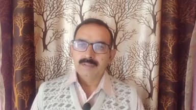 शिमला ग्रामीण: बहुजन समाज पार्टी के प्रदेश अध्यक्ष करमचंद भाटिया ने कहा कि शिमला में आवारा कुत्तों और बंदरों का आतंक बढ़ता जा रहा है