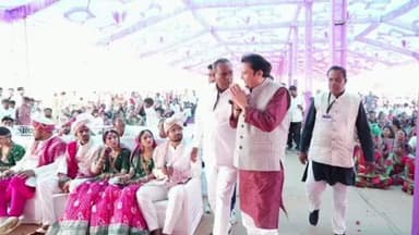 સિધ્ધપુર: પૂર્વ કેબિન મંત્રીની ઉપસ્થિતિમાં સિધ્ધપુર ખાતે 52 ગોળ પ્રજાપતિ સમાજના 17 માં સમૂહલગ્ન યોજાયા