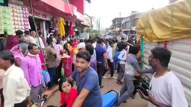 नारायणगंज: नारायणगंज बस स्टैंड पर मालवाहक चालक को आया दौरा, लोग बाल-बाल बचे