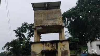 नौडीहा बाज़ार: चराई टू पंचायत में डीएमएफटी फंड से लगा जलमीनार खराब, ग्रामीण परेशान