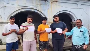 रजौली: मतदाता पर्ची वितरण से युवाओं में उत्साह, पहली बार वोट डालने को लेकर उमंग