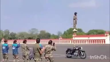 बीएसएफ अकादमी टेकनपुर में जवानों ने बनाया रिकॉर्ड, दो महिला जवानों ने उल्टा बैठकर 2 घंटे तक बाइक चलाई