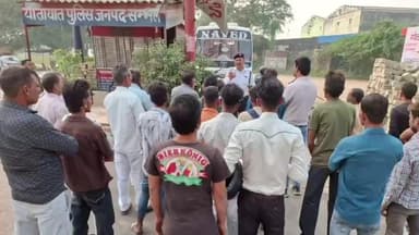 चंदौसी: चंदौसी में एसपी के निर्देशन में यातायात पुलिस ने चलाया व्यापक जन जागरूकता अभियान
