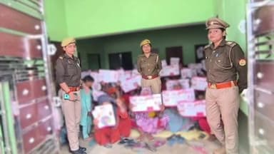 भिनगा: श्रावस्ती पुलिस ने 16 स्थानों पर बहू-बेटी सम्मेलन किया, 1900 महिलाएँ और बालिकाएँ सुरक्षा और स्वालंबन के प्रति जागरूक हुईं