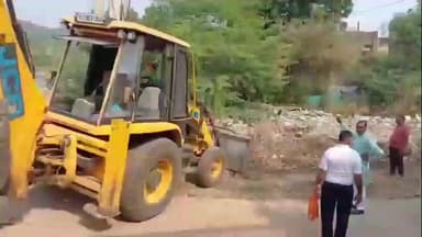 खेतड़ी: ग्राम पंचायत गोठड़ा ने चलाया सफाई अभियान, सरपंच सरती देवी ने गांव को स्वच्छ बनाने में सहयोग की अपील की