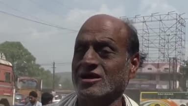 रायगढ़: ढिमरापुर चौक से कोतरा रोड की हालत नरक से भी बदतर, लाखों की लागत से बनी सड़क अब गड्डों में तब्दील हो चुकी है