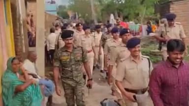 शेखोपुर सराय: शेखोपुर सराय में पुलिस-प्रशासन ने निकाला फ्लैग मार्च, मतदाताओं को किया जागरूक