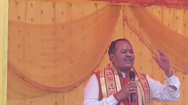 कालापीपल: भैंसायागड़ा में मोहन नागर ने पर्यावरण संरक्षण को लेकर मीडिया से की चर्चा