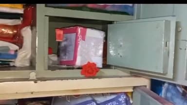 কালনা ১: ঠাকুর বাড়ির প্রসাদ খেতে গিয়ে খোয়ালেন টাকা, সোনার গহনা , দিনে দুপুরে বড় চুরির ঘটনায় ব্যাপক চাঞ্চল্য কালনায়