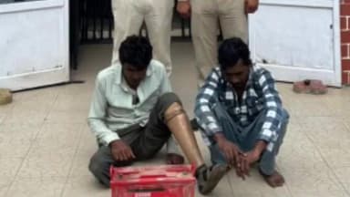 देवास: औद्योगिक थाना क्षेत्र में बैटरी चुराने वाले दो आरोपी पुलिस द्वारा गिरफ्तार