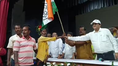 খয়রাশোল: রাজনগরে কাষ্ঠগড়া বুথের বিজেপি কর্মীরা যোগ দিলেন তৃণমূলে