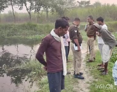 महसी: कन्दौली इलाके में कांबिंग कर रही वन विभाग की टीम