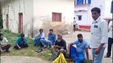 খড়গ্রাম: স্বপ্ন ছিল সংসার বাঁচানোর, থেমে গেল জীবন! খড়গ্রামে ঋণের চাপে আত্মঘাতী গৃহবধূ