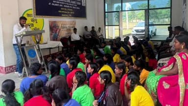 ଦେବଗଡ: କଲାମାଟି  ଏକଲବ୍ୟ ଆଦର୍ଶ ବିଦ୍ୟାଳୟରେ ଜନଜାତୀୟ ଗୌରବ ଦିବସ ଉଦଘାଟିତ