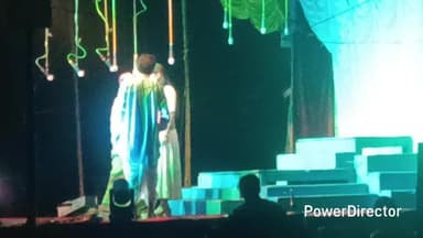 जामताड़ा गांधी मैदान में आयोजित 3 दिन तक बांग्ला जात्रा कार्यक्रम हुआ समापन।तीन दिनों तक लोगों ने खूब किया मनोरंजन