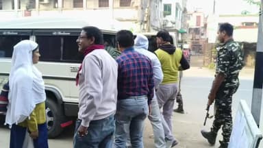 চাঁচল ১: রাজ্য পুলিশের কনস্টেবল পরীক্ষা: চাঁচল মহকুমায় ৩৬টি কেন্দ্রে নিশ্চিদ্র নিরাপত্তা