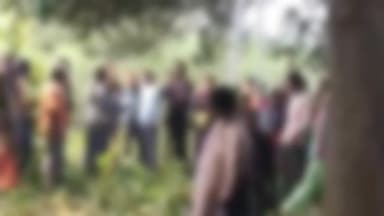 तमकुही राज: कुशीनगर में बेनीभर गांव में पेड़ से लटके मिले दंपत्ति के शव, पुलिस व फोरेंसिक टीम हर एंगल से जांच में जुटी