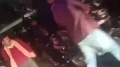 पडरौना: पड़रौना-कसया मार्ग पर धर्मपुर में बारातियों से भरी बस का दर्दनाक हादसा, एक की मौत और कई घायल