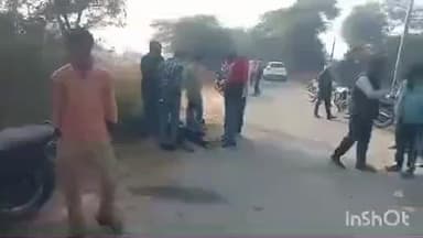 टूंडला: धीरपुरा गैस एजेंसी के पास आमने-सामने दो बाइकों की हुई भिड़ंत, दोनों बाइक सवार घायल