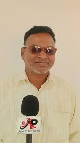 बलौदाबाज़ार: वरिष्ठ कांग्रेस नेता खिलावन जायसवाल ने सुमित्रा जी को जिला अध्यक्ष बनने पर भी शुभकामनाएं