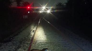 जरमुण्डी: बासुकीनाथ रेलवे स्टेशन के पास जरमुंडी पुलिस ने रेल पटरी से अज्ञात युवक का शव बरामद किया