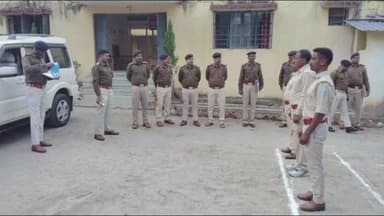 मुरहू: एसडीपीओ ने मुरहू थाने का औचक निरीक्षण किया