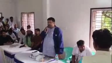 বারাসত ২: আগামী 3 ডিসেম্বর SIR জনসভা নিয়ে কেমিয়া খামারপাড়া'য় দলীয় কার্যালয়ে প্রস্তুতি সভা তৃণমূলের