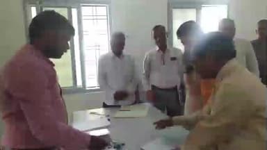 సిరిసిల్ల: నామినేషన్ కేంద్రాలు జిల్లెల్ల ఎస్ ఎస్ టి చెక్ పోస్ట్ ను తనిఖీ చేసిన ఇన్చార్జి కలెక్టర్ గరిమ అగ్రవాల్