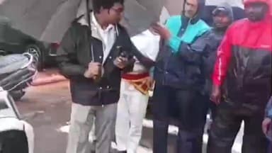 மரக்காணம்: சின்ன முதலியார்சாவடி பகுதியில் கனமழையால் சாலைகளில் தேங்கியிருந்த மழைநீரை மின் மோட்டார் மூலம் வெளியேற்றம் மாவட்ட ஆட்சியர் ஆய்வு