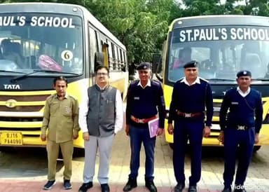 चितलवाना: जालोर में स्कूली बसों की जांच में मिली कई खामियां, सुरक्षा मानकों पर खरा नहीं उतरने पर स्कूल को जारी किया नोटिस