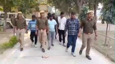 पडरौना: कुशीनगर में बड़ी कार्रवाई: टप्पेबाजी और चोरी गैंग के 7 शातिर गिरफ्तार, नकदी व आभूषण बरामद