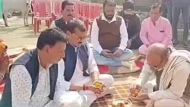 बरेली: बरेली नगर परिषद अध्यक्ष ने वार्ड क्रमांक 15 में सीसी रोड निर्माण कार्य का किया भूमि पूजन