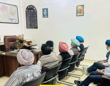 ਮੌੜ: ਮੋੜ ਕਲਾ ਵਿਖੇ ਸੰਪਰਕ ਮੁਹਿਮ ਤਹਿਤ ਡੀਐਸਪੀ ਕੁਲਦੀਪ ਸਿੰਘ ਬਰਾੜ ਨੇ ਕੀਤੀ ਮੀਟਿੰਗ