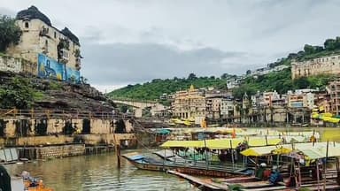 पुनासा: ओंकारेश्वर में 'मौतों वाला घाट': 11 महीने में 24 डूबे, तीर्थ नगरी के घाट बन रहे मौत के घाट