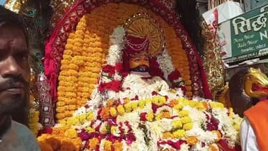 रतलाम: राम मंदिर, संखवाल नगर से भगवान खाटू श्याम जी की विशाल पैदल यात्रा शुरू, जगह-जगह हुई पुष्प वर्षा