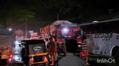 കൊയിലാണ്ടി: കൊയിലാണ്ടി ദേശീയപാതയിൽ പാലക്കുളത്ത് ചരക്ക് ലോറികൾ കൂട്ടിയിടിച്ച് ഡ്രൈവർക്ക് പരുക്കേറ്റു