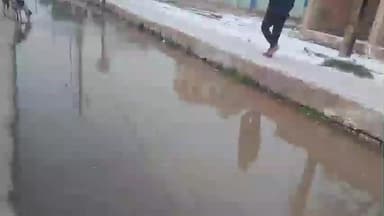 शेखपुरा: सदर अस्पताल के सामने सप्लाई पाइप फटने से पानी भरा, राहगीर परेशान