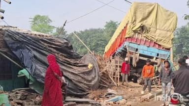 बेनीपुर: नेउरी गांव में अनियंत्रित ट्रक की चपेट में आने से 26 वर्षीय युवक मिथुन सहनी की मौत