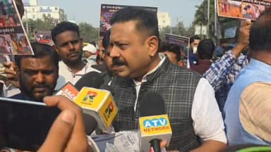 नालन्दा के रहुई प्रखंड के शिवनन्दन नगर में पासवान समुदाय के घरों पर बुल्डोज़र कार्रवाई के खिलाफ और बिहार में दलित, महादल...