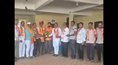 आटपाडी: नगराध्यक्ष पदासाठी नवा ट्विस्ट -गुरुप्रसाद कवडे यांचा शिवसेना शिंदे गटाला पाठिंबा