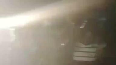 इटावा: इकदिल के SRLT कॉलेज के सामने यात्रियों से भरी स्लीपर बस में पीछे से डीसीएम टकराई, डीसीएम चालक केबिन में फंसकर घायल