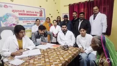 भोगनीपुर: बरौर पीएचसी में आयोजित जन आरोग्य मेले का निरीक्षण डॉ. यतेंद्र ने किया, 51 मरीजों का किया गया उपचार